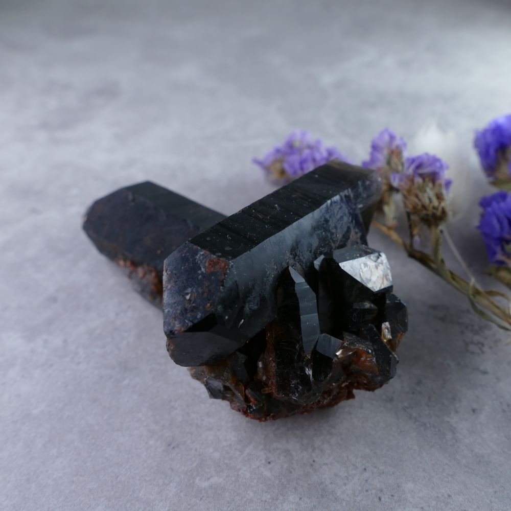 Irradiated Black Quartz - Dumi's Crystals (85g). Exceptional Crystal! Intricate structure & captivating beauty (3.3cm x 7.9cm x 5cm) stands out in any collection.