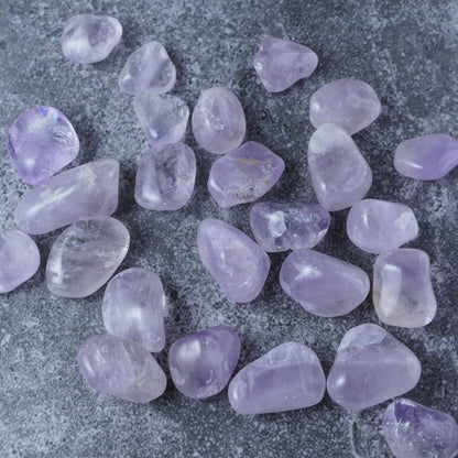 Dumi's Crystals | Light Amethyst Chips (20g) | A collection of genuine Light Amethyst chips, known for their soft lavender hues.
