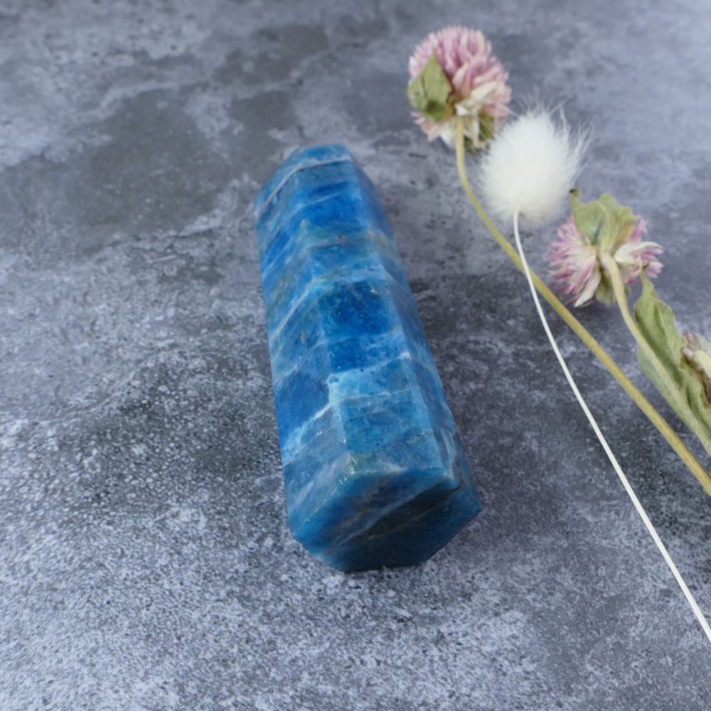 Desk or Altar Crystal (Blue Apatite Tower): Dumi's Crystals (8.3cm). Promotes focus & self-expression (Approx 2.1x2.3cm wide).