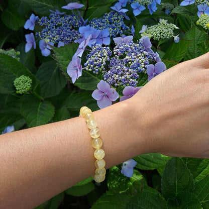Dumi's Crystals Citrine Bracelet 7inch for Abundance & Positivity. Sunny yellow gemstone bracelet attracts success, joy & creativity.