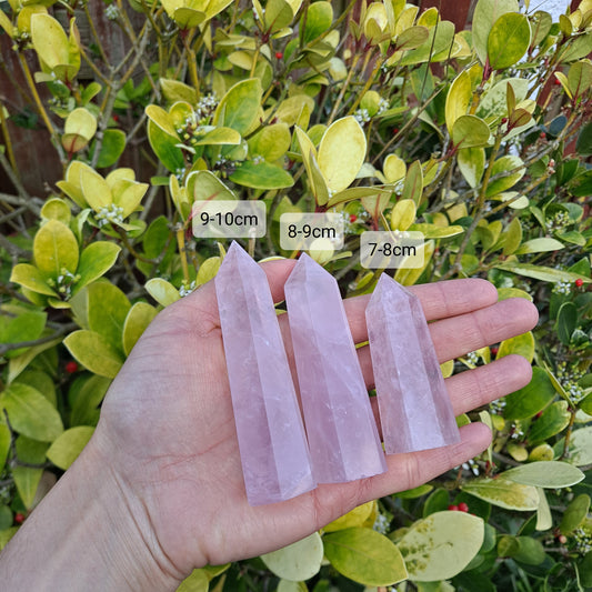 Dumi's Crystals | Rose Quartz Towers (7-10cm) | A collection of captivating Rose Quartz Towers (7-10cm) in various sizes (7-8cm, 8-9cm, 9-10cm). Rose Quartz is believed to promote love, compassion, and emotional healing. Choose the perfect size for your needs!