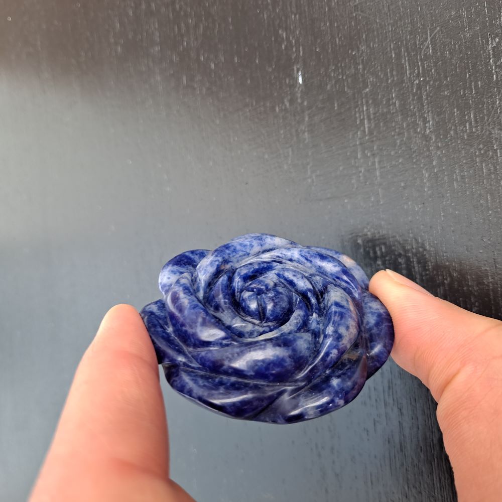 Dumi's Crystals Sodalite Rose Carving: Unique rose-shaped crystal for mental clarity, intuition, and inner peace.