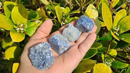 What is Blue Aventurine? Meaning, Properties & Buying Guide