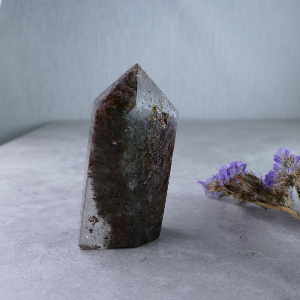 Concentrated Crystal Energy - Dumi's Crystals Garden Quartz (5.5cm). Compact tower (3cm x 1.6cm) with captivating inclusions. Ideal for meditation or crystal grids.