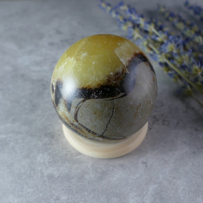 septarian sphere by dumi's crystals