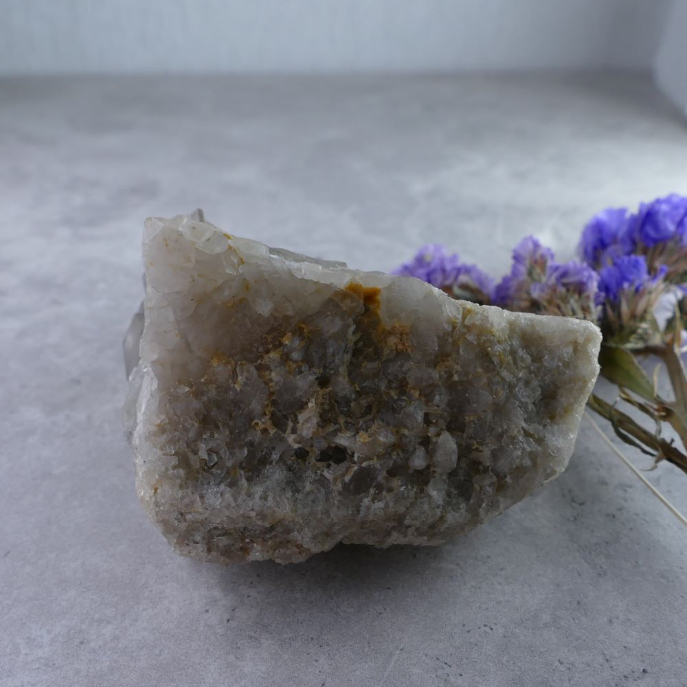 Serene Smoky Quartz - Dumi's Crystals Cluster (8cm, 206g). Tall pillar formation in rich, smoky hues. A calming crystal companion for meditation & grounding.
