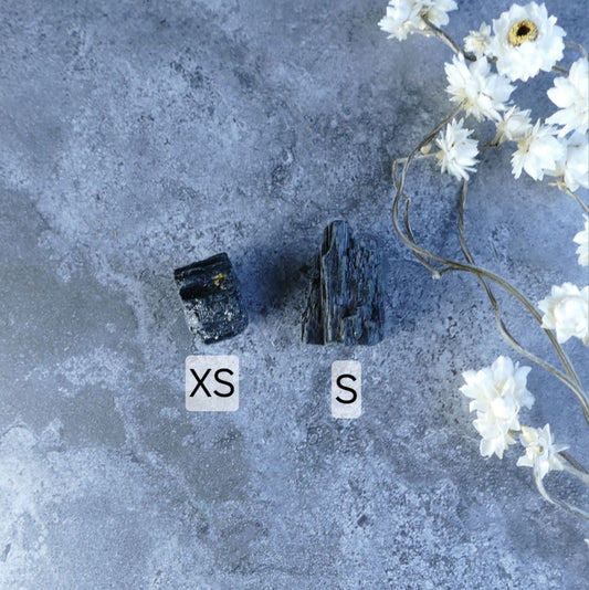 Dumi's Crystals Black Tourmaline Rough Stones (5-10g, 10-20g; 1.5-3cm) - Grounding & Protection! Raw black tourmaline stones radiate earthy energy, shielding your aura.