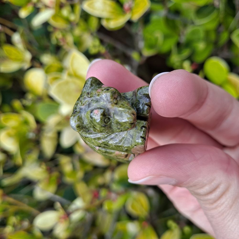 Dumi's Crystals | Unakite Bear Carving (Inner Harmony):  A Unakite Crystal Bear Carving, a symbol of inner harmony and self-discovery. Hand-carved to capture the beauty of the stone, it promotes emotional balance, healing & spiritual growth. Invite its calming energy into your life with Dumi's Crystals (ethically sourced).