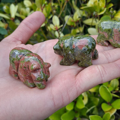 Dumi's Crystals | Unakite Crystal Bears (Love & Forgiveness): A collection of Unakite Crystal Bear Carvings, reminders of self-love & compassion. Unakite promotes emotional balance, healing & spiritual growth. Scatter them in your home or workspace to cultivate a loving environment, welcome peace & radiate joy. Embrace the power of Unakite from Dumi's Crystals!
